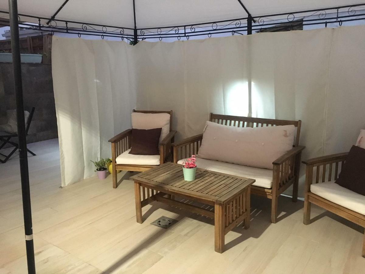 Apartamento Los Naranjos De Santa Justa Sevilla Eksteriør billede
